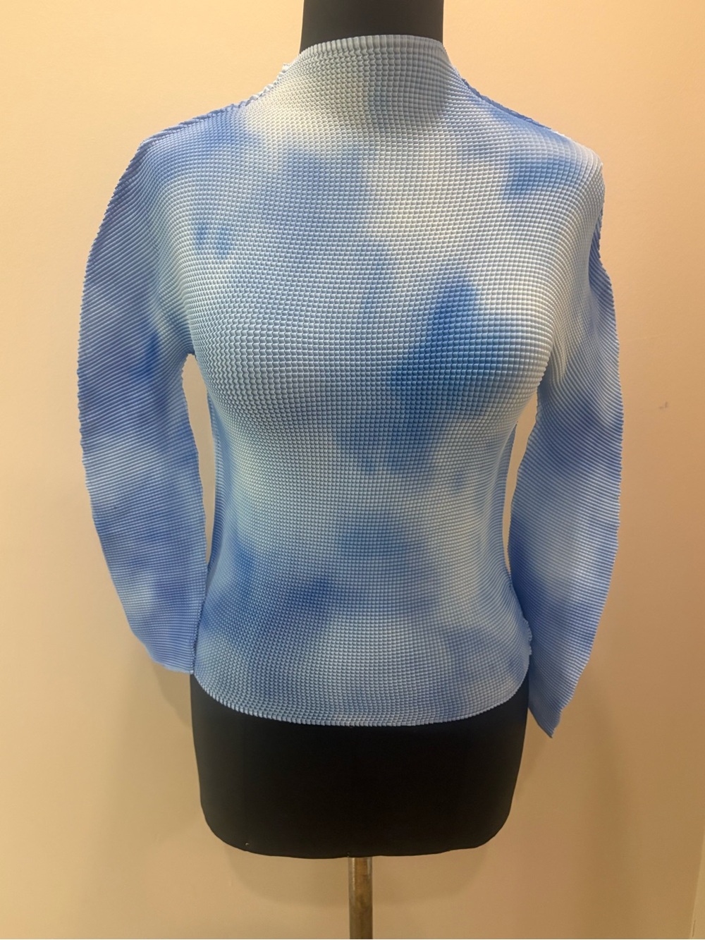 Brand new 3D magic Blue Tie-Dye Long-Sleeve Top